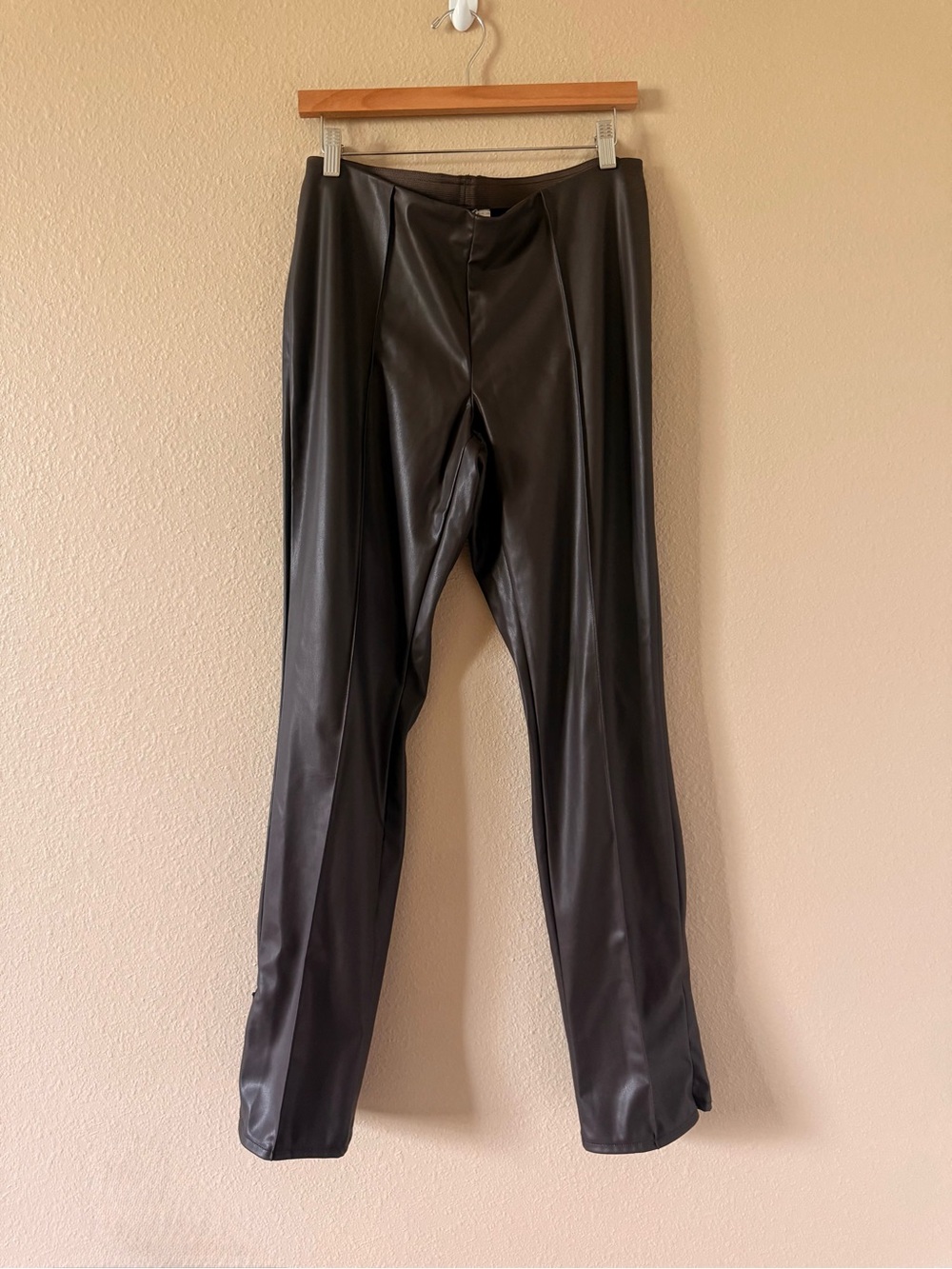 H&M Brown Faux Leather Straight-Leg Pants - Picture 2 of 7